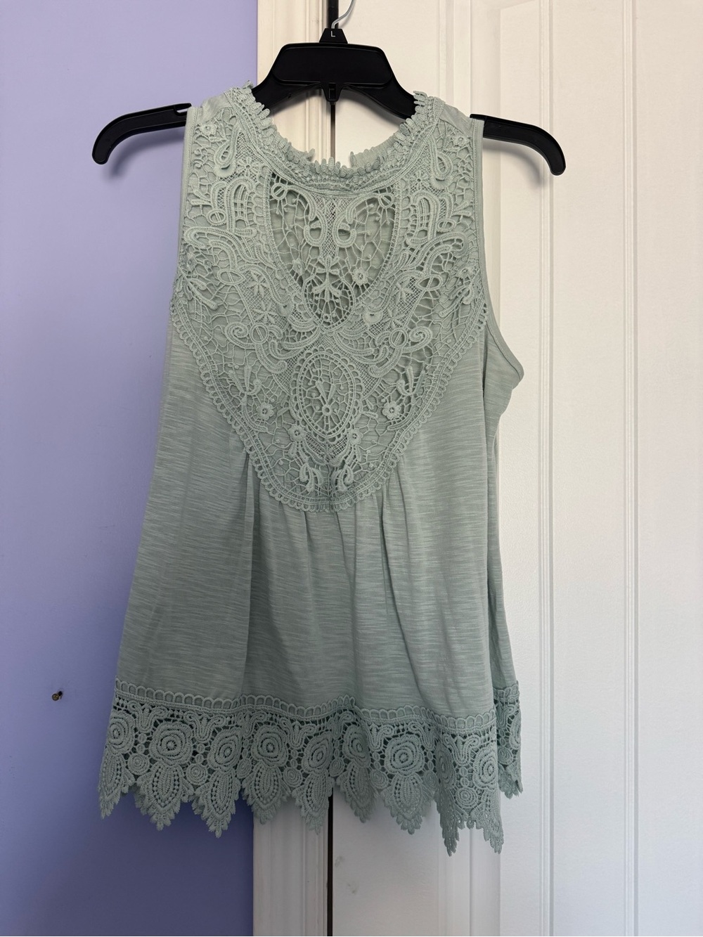 Sleeveless Lace-Back Women’s Tank Top in Sage Green